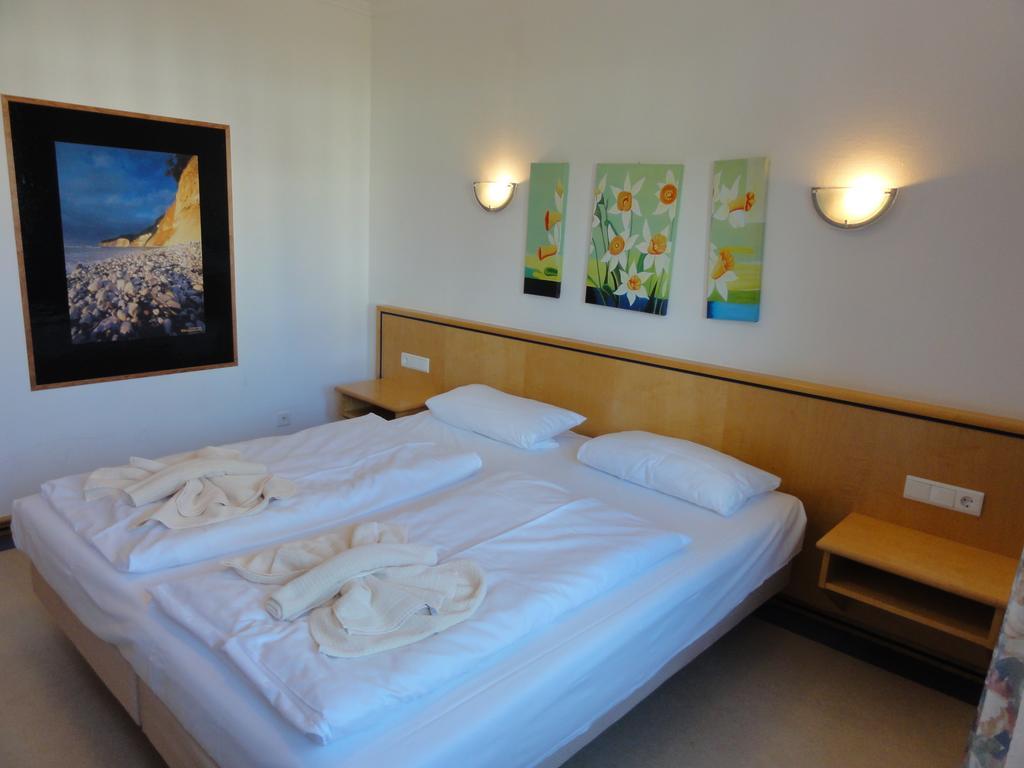 Ferienwohnung Im Duenenpark Binz Pokój zdjęcie
